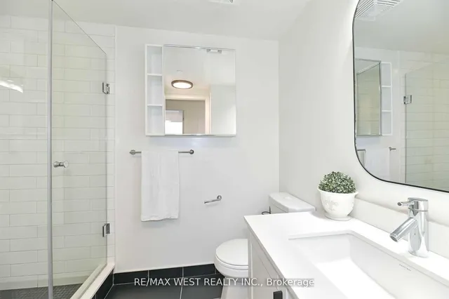 Additional image 13 of 2212 Lake Shore Blvd Unit 506