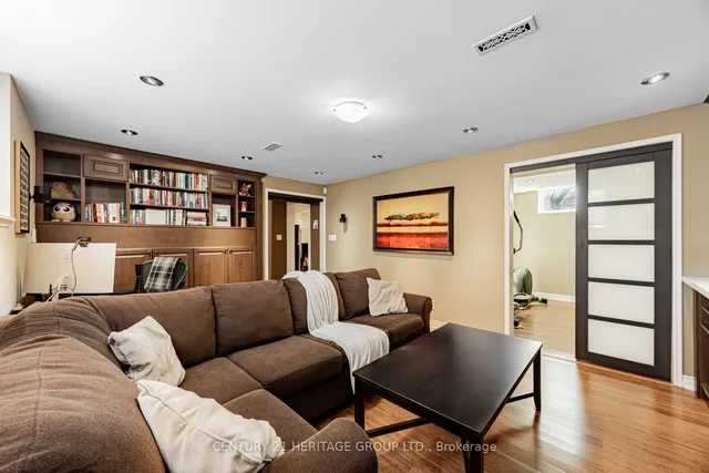 Additional image 32 of 19 D'Arcy Magee Cres