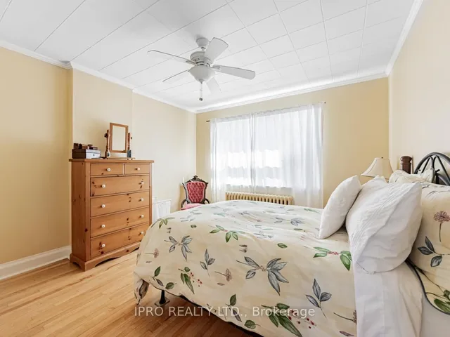 Additional image 14 of 948 Pape Ave