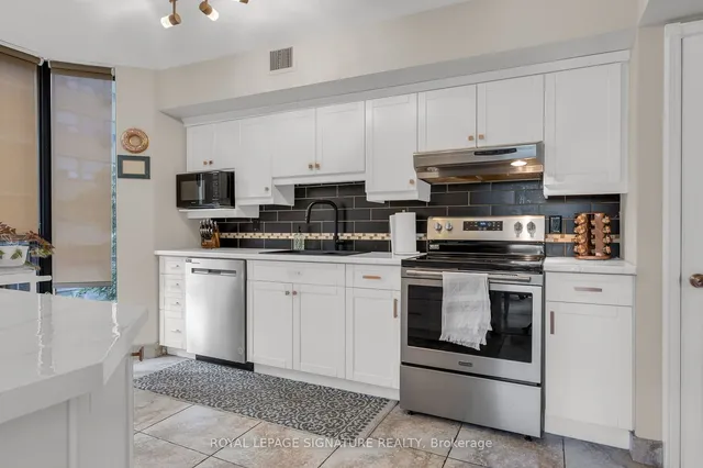 Additional image 9 of 49 Robinson St Unit 300