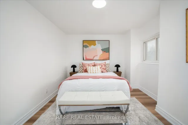 Additional image 20 of 24 Case St