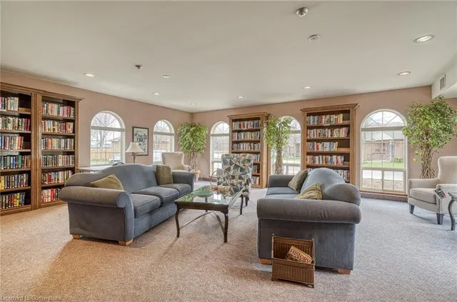 Additional image 32 of 15 Cathy Dr