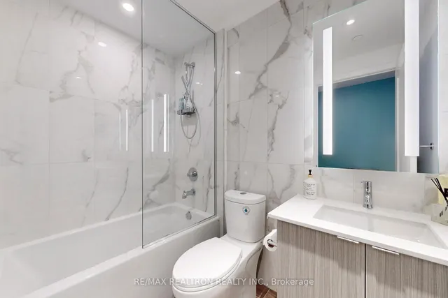 Additional image 17 of 585 Bloor St Unit 4121