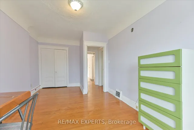 Additional image 23 of 18 Barton Ave