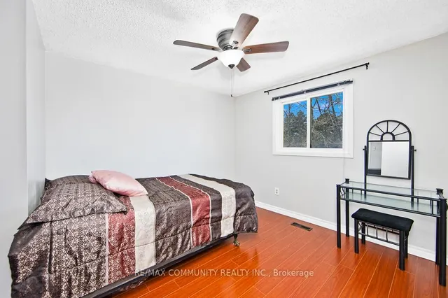 Additional image 15 of 34 Chad Cres