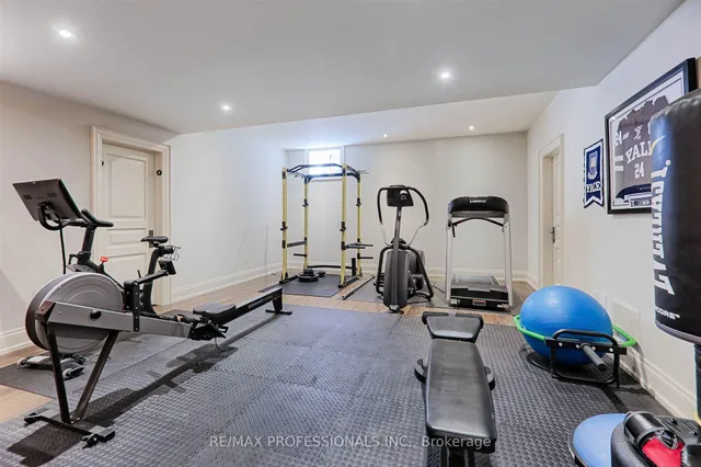 Additional image 38 of 19 Bromley Cres