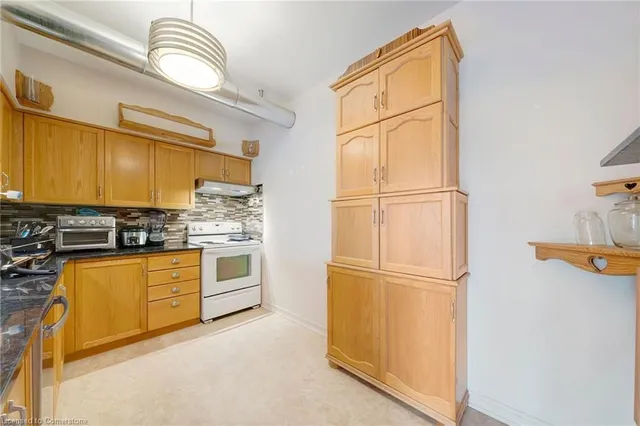 Additional image 10 of 495 Highway 8 Unit 112