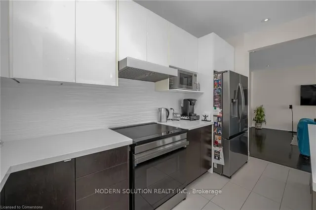 Additional image 18 of 142 IRWIN Ave