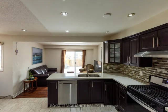 Additional image 3 of 42 Wooliston Cres