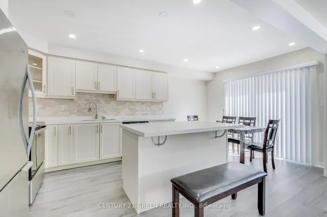 Additional image 20 of 34 Dredge Crt