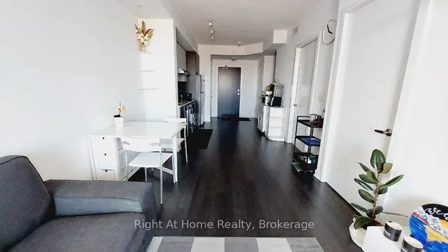 Additional image 7 of 5260 Dundas St Unit C319