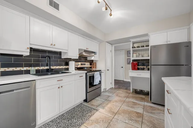 Additional image 11 of 49 Robinson St Unit 300