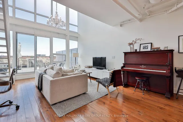 Additional image 3 of 183 Dovercourt Rd Unit Ph9