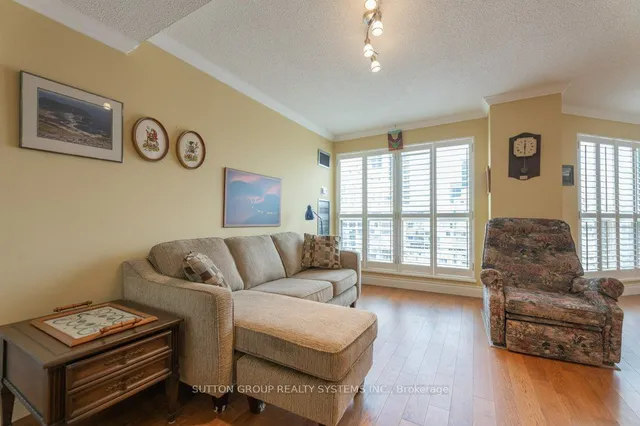 Additional image 9 of 2267 Lakeshore Blvd Unit 923