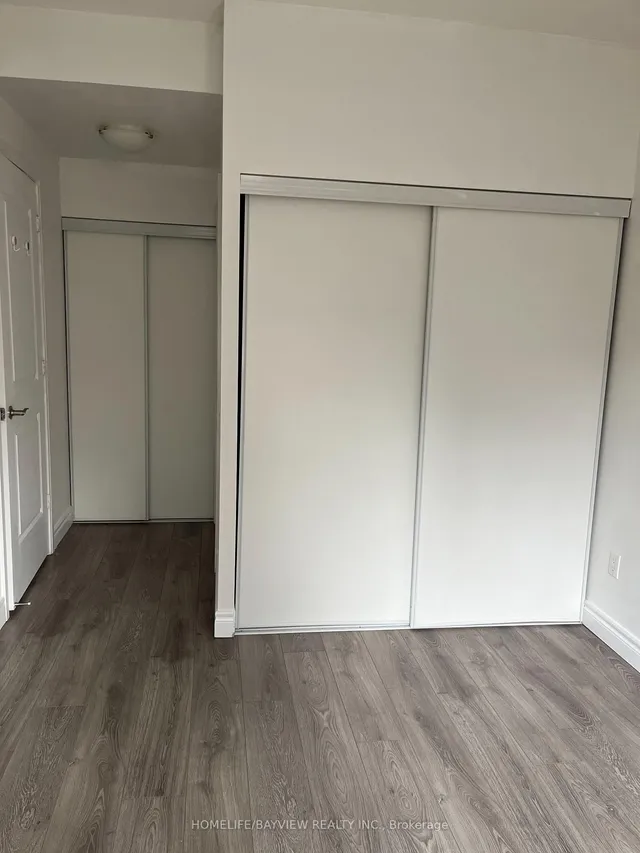 Additional image 33 of 23 Sheppard Ave Unit 201