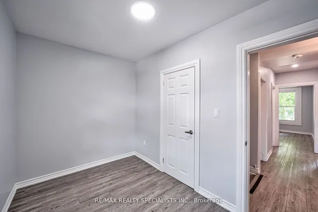 Additional image 12 of 108 Victoria Ave