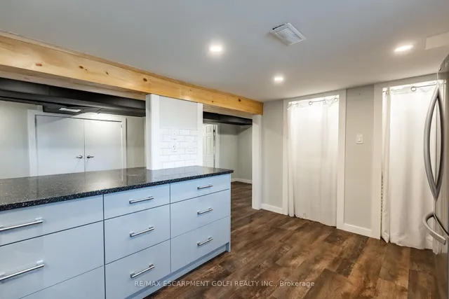 Additional image 28 of 119 King St