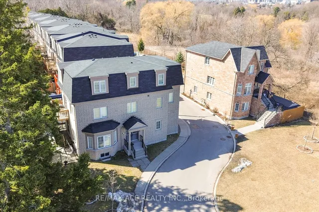 Additional image 8 of 27 Tillinghast Lane