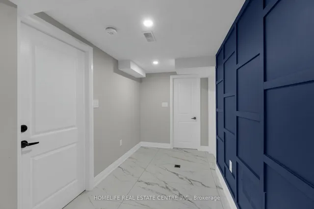 Additional image 28 of 11 Jason Sq