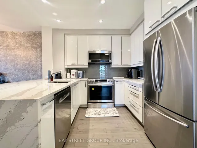 Additional image 3 of 25 Carlton St Unit 3101