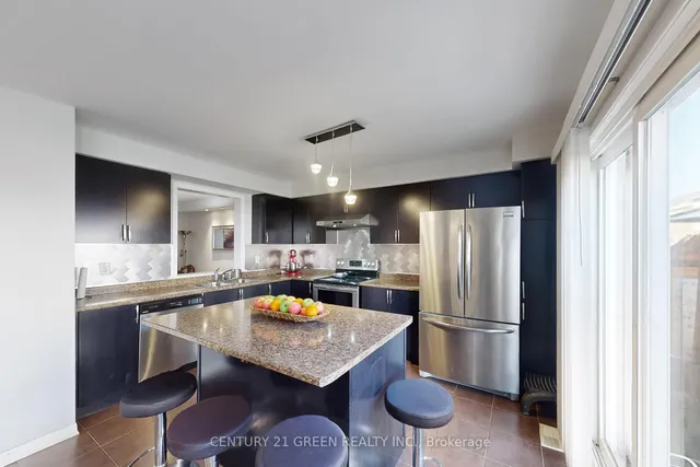 Additional image 11 of 125 Vanhorne Clse