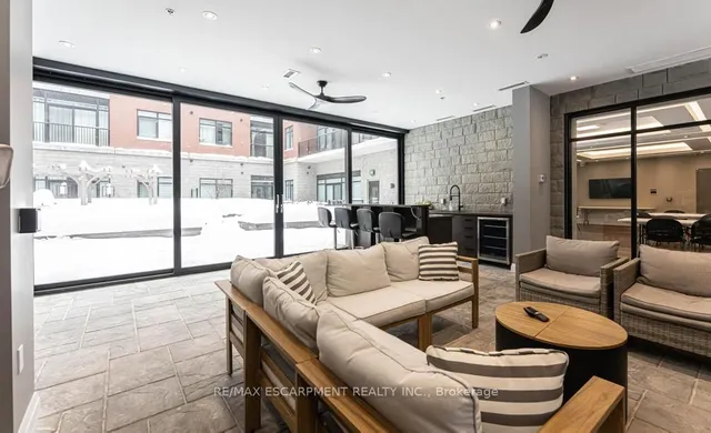 Additional image 24 of 1 Redfern Ave Unit 315