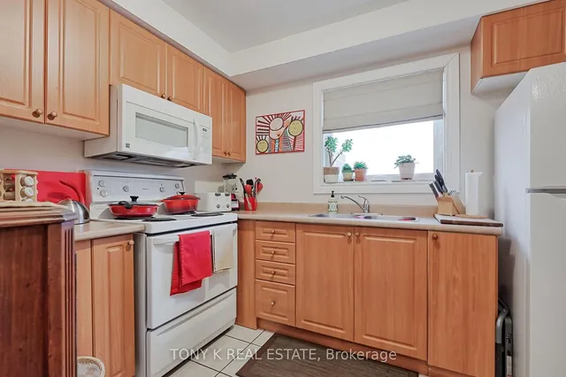 Additional image 5 of 4651C Kingston Rd