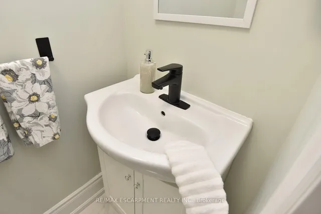 Additional image 20 of 2101 Silwell Crt