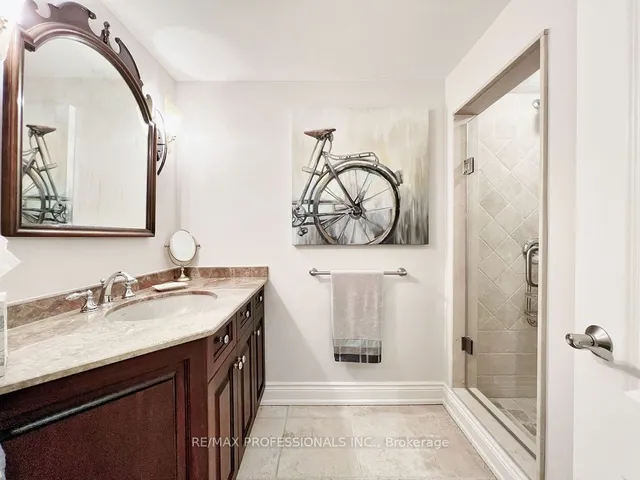 Additional image 30 of 163 Martin Grove Rd