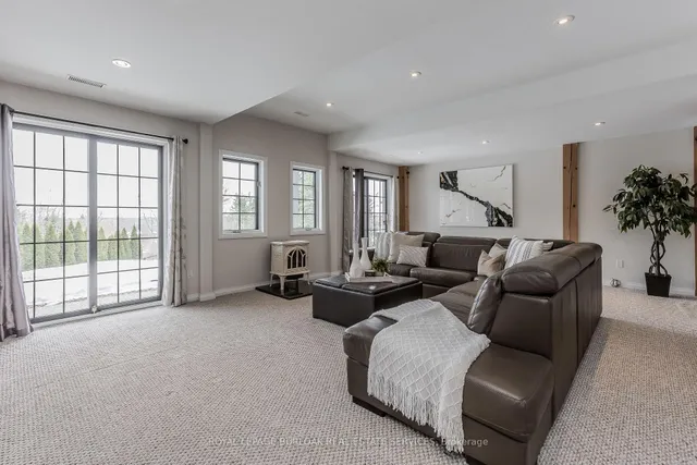 Additional image 32 of 172 Hillcrest Ave