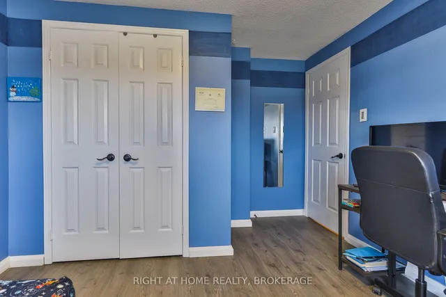 Additional image 24 of 2 Desantis Crt