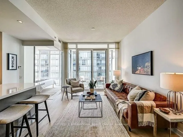 Additional image 3 of 88 Park Lawn Rd Unit 2710