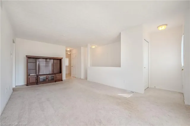 Additional image 12 of 50 Midland Dr Unit 26