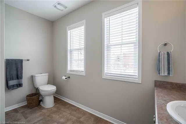 Additional image 23 of 212 Bradley Ave