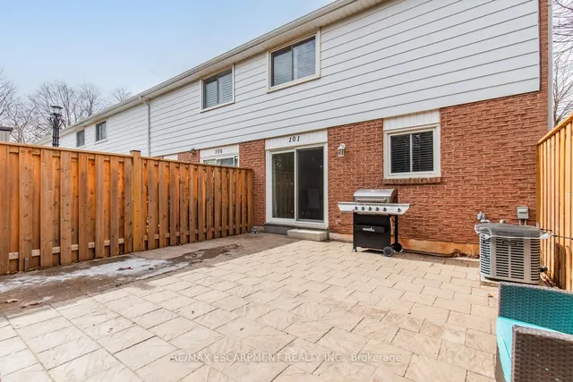 Additional image 41 of 150 Gateshead Cres Unit 101