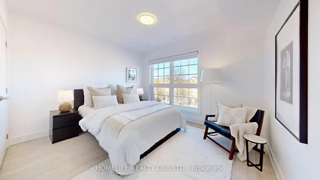 Additional image 25 of 1072 Lansdowne Ave