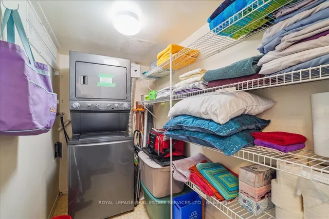 Additional image 20 of 20 Dean Park Rd Unit 214