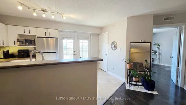 Additional image 19 of 4005 Kilmer Dr Unit 301