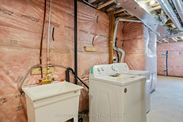 Additional image 32 of 1540 Labine Pt