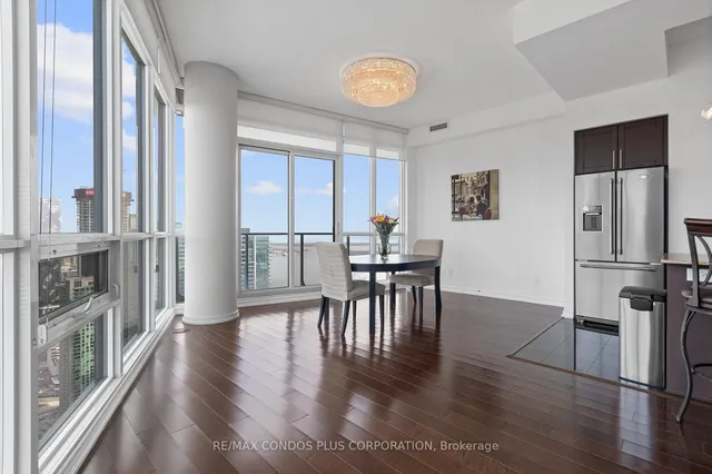 Additional image 8 of 65 Bremner Blvd Unit PH5103