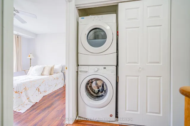 Additional image 4 of 28 Rosebank Dr Unit 507