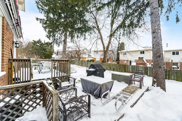 Additional image 28 of 10 Oleander Cres