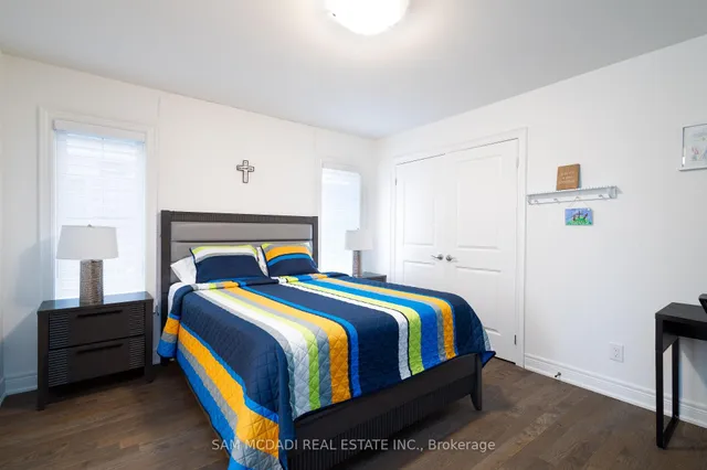 Additional image 28 of 317 La Rose Ave