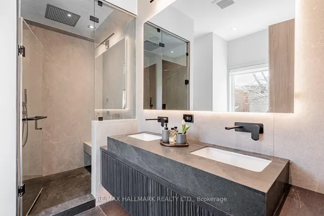 Additional image 14 of 37 Rowley Ave