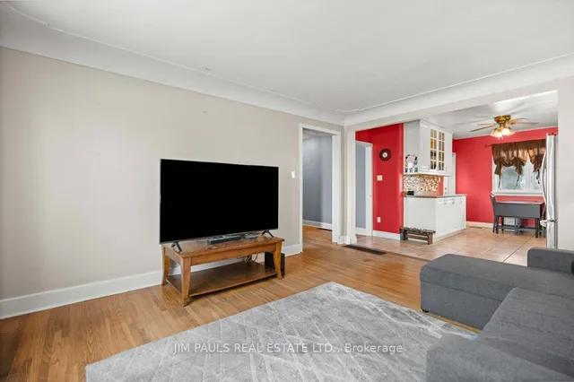 Additional image 10 of 130 West 23rd St