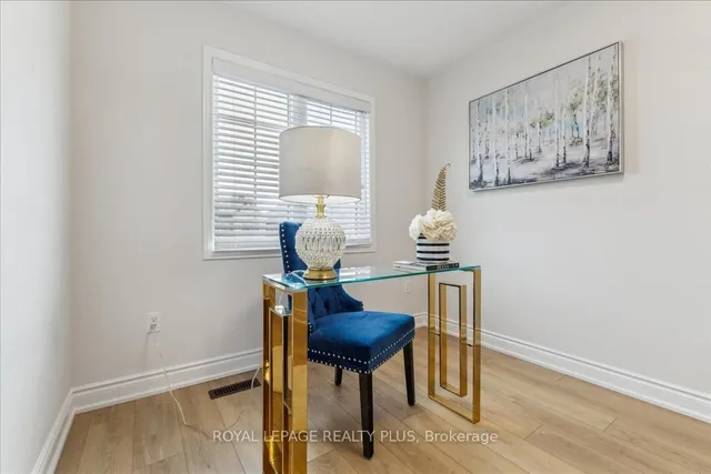 Additional image 17 of 337 Landsborough Ave