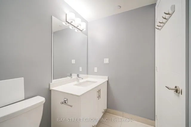 Additional image 19 of 460 Adelaide St Unit 1122