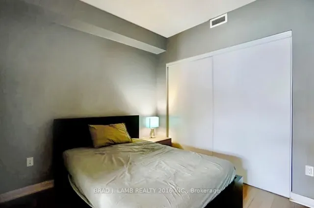 Additional image 6 of 775 King St Unit 809