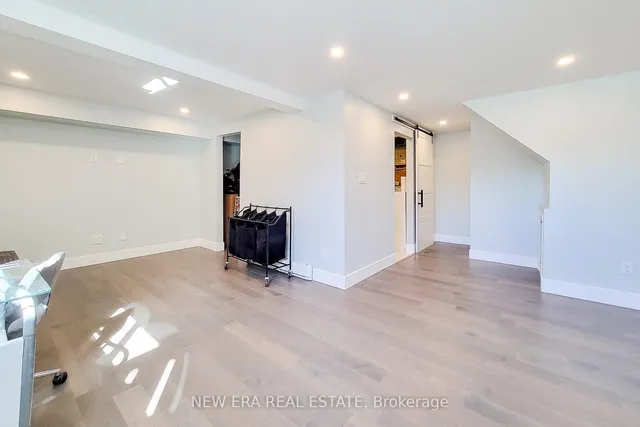 Additional image 35 of 2152 Pelee Blvd