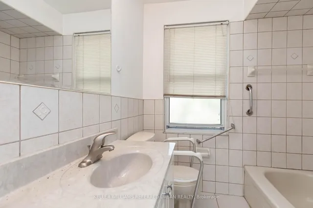 Additional image 27 of 20 Gracefield Ave